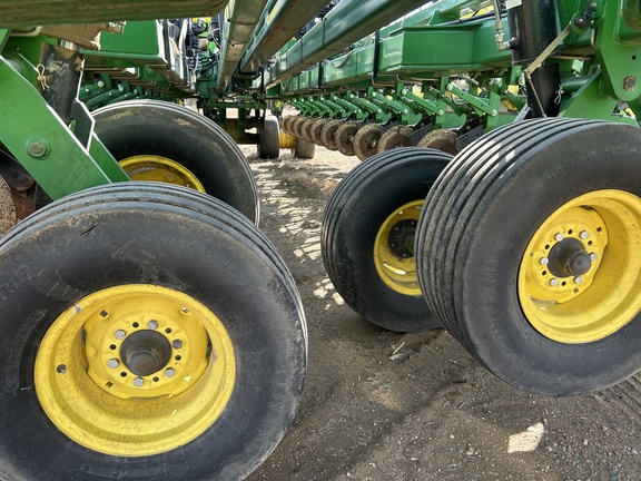 2013 John Deere DB80 Planter