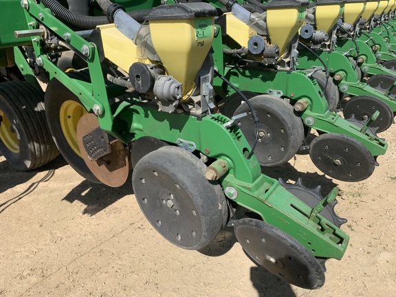 2013 John Deere DB80 Planter