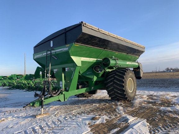 2016 Brent 1386 Grain Cart