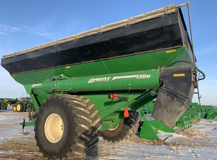 2016 Brent 1386 Grain Cart