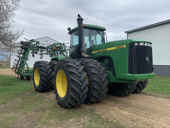 1997 John Deere 9300 Tractor 4WD