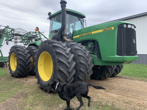 1997 John Deere 9300 Tractor 4WD