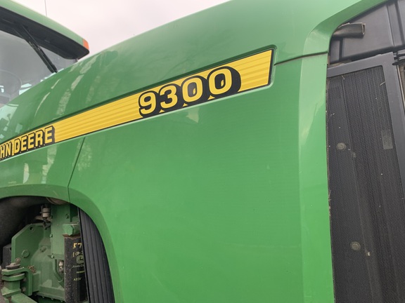 1997 John Deere 9300 Tractor 4WD