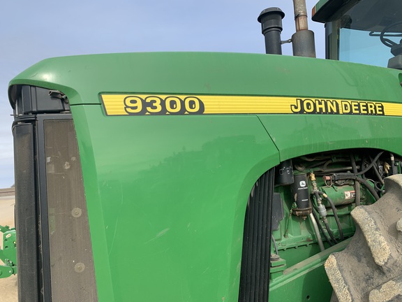 1997 John Deere 9300 Tractor 4WD