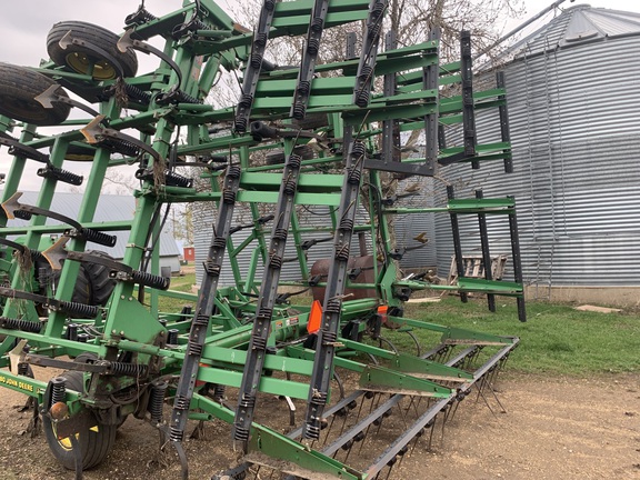 2002 John Deere 980 Field Cultivator