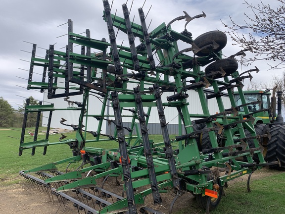 2002 John Deere 980 Field Cultivator