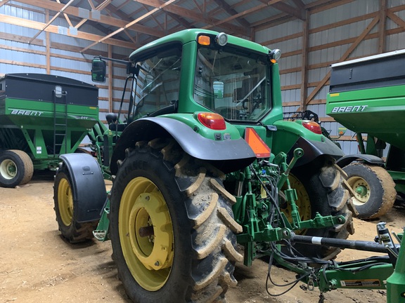 2010 John Deere 7130 Tractor