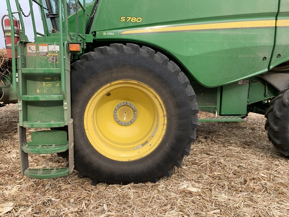 2023 John Deere S780 Combine
