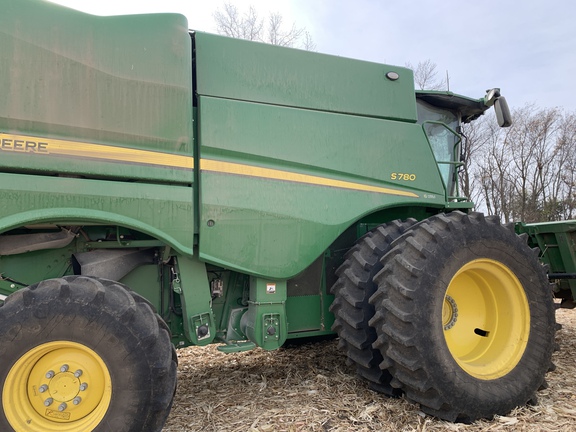 2023 John Deere S780 Combine