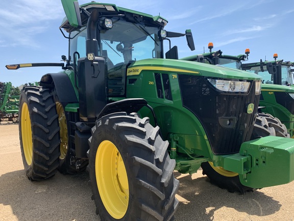 2024 John Deere 7R 290 Tractor