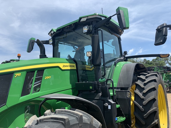 2024 John Deere 7R 290 Tractor
