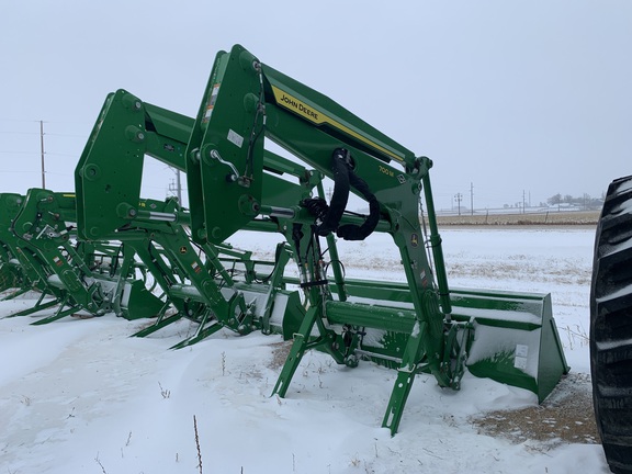 2024 John Deere 700M Loader