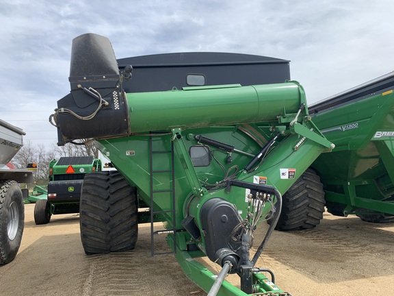 2019 Brent 1396 Grain Cart