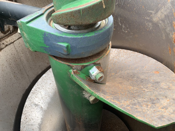 2019 Brent 1396 Grain Cart