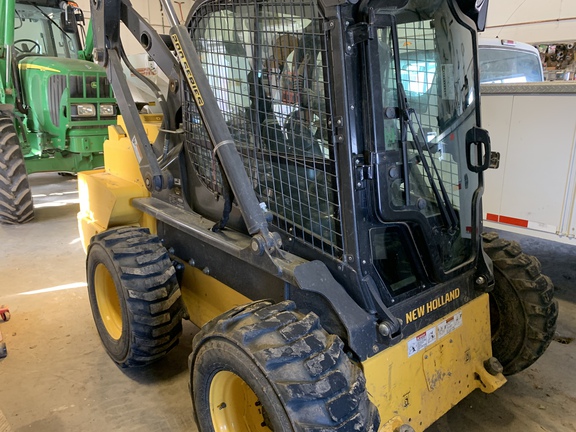 2016 New Holland L228 Skid Steer Loader