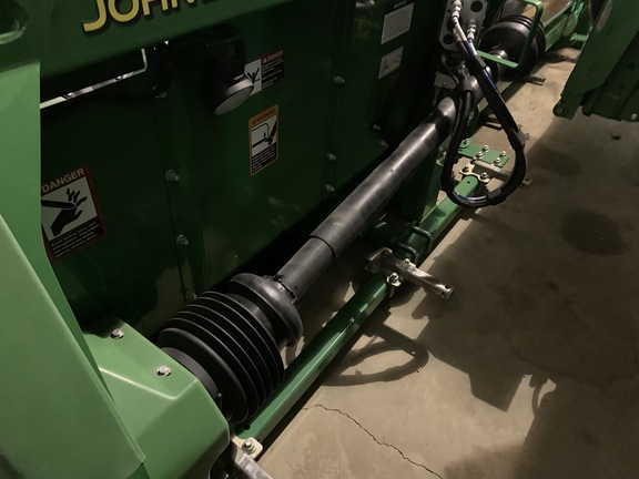 2013 John Deere 608C Header Corn Head