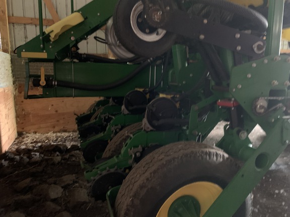 2014 John Deere 1770NT Planter