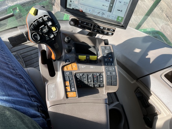 2023 John Deere S770 Combine