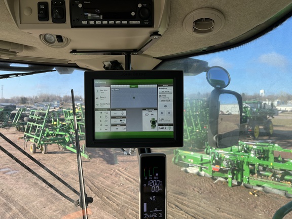 2023 John Deere S770 Combine