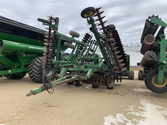 1998 John Deere 637 Disk