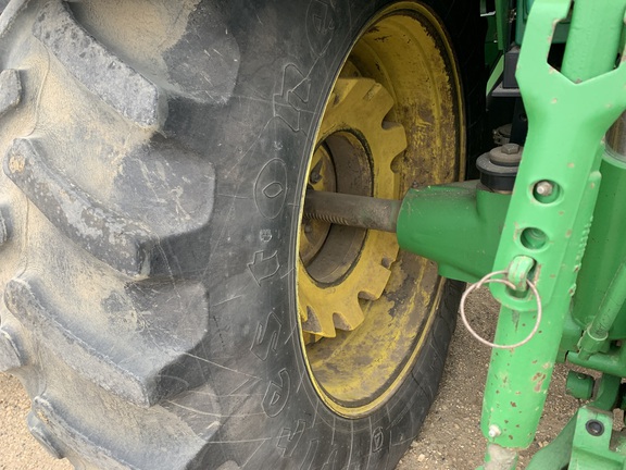 2003 John Deere 7520 Tractor