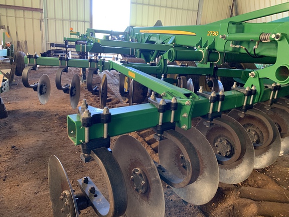 2017 John Deere 2730 Disk Ripper