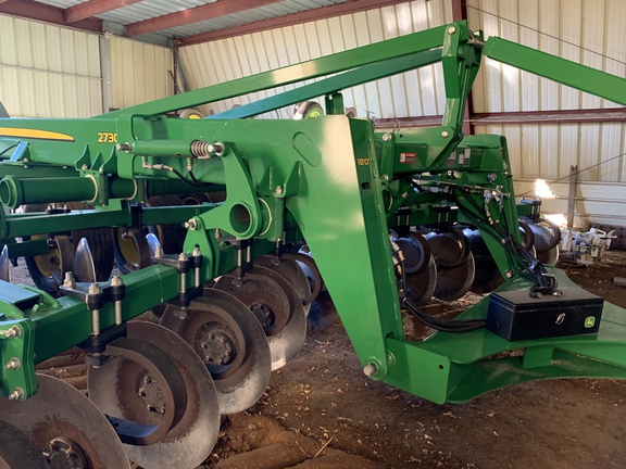 2017 John Deere 2730 Disk Ripper