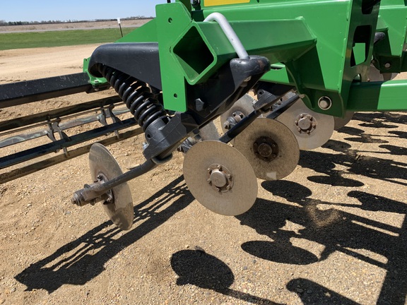 2017 John Deere 2730 Disk Ripper