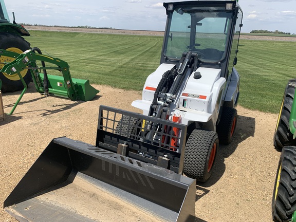 2023 Bobcat L28 Compact Utility Loader