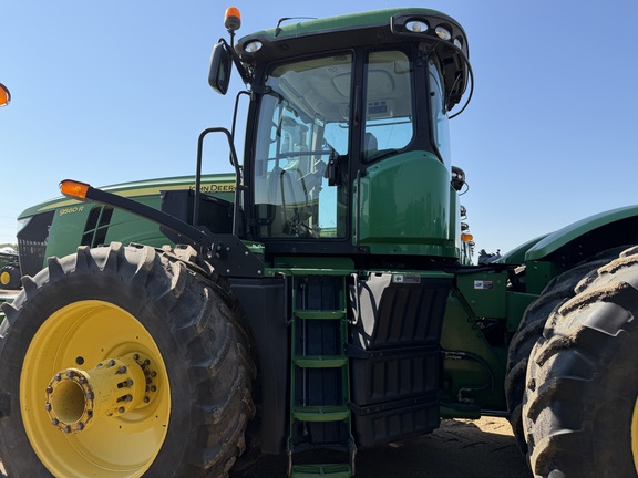 2013 John Deere 9560R Tractor 4WD