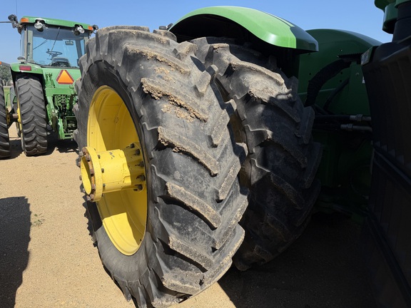 2013 John Deere 9560R Tractor 4WD
