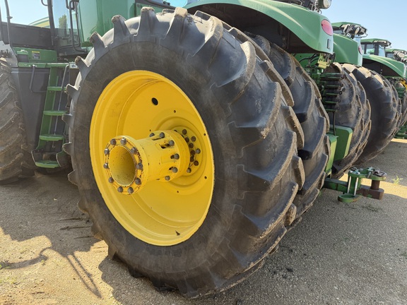 2013 John Deere 9560R Tractor 4WD