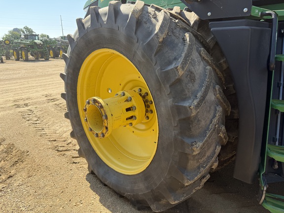 2013 John Deere 9560R Tractor 4WD