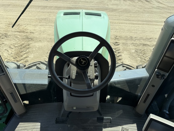 2013 John Deere 9560R Tractor 4WD