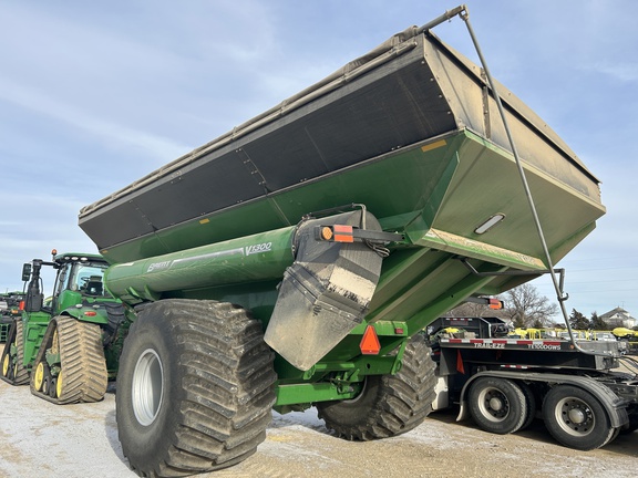 2018 Brent V 1300 Grain Cart