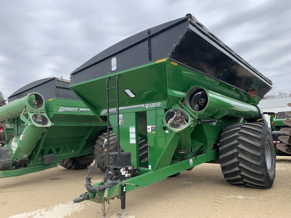 2018 Brent V1300 Grain Cart