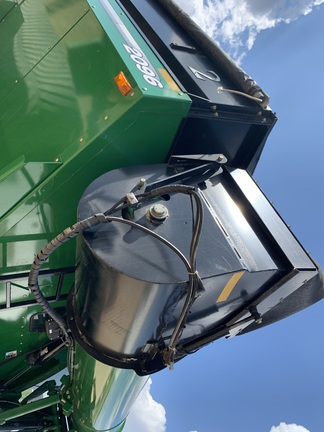 2017 Brent 2096 Grain Cart