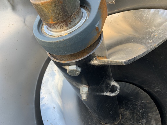 2017 Brent 2096 Grain Cart