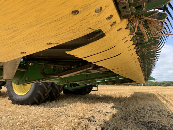 2018 John Deere 640FD Header Combine