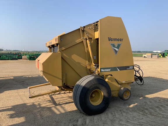 2022 Vermeer 605N Cornstalk Baler/Round
