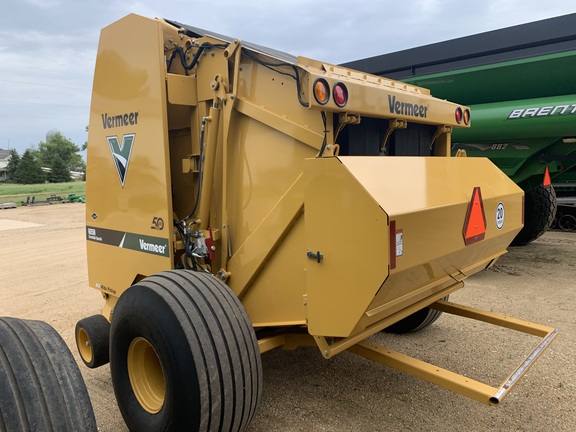 2022 Vermeer 605N Cornstalk Baler/Round