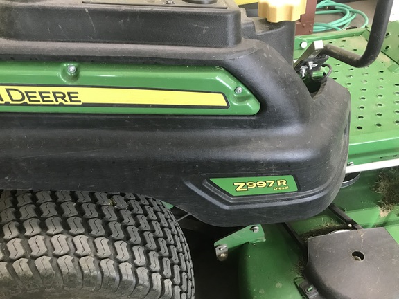 2022 John Deere Z997R Mower/Zero Turn