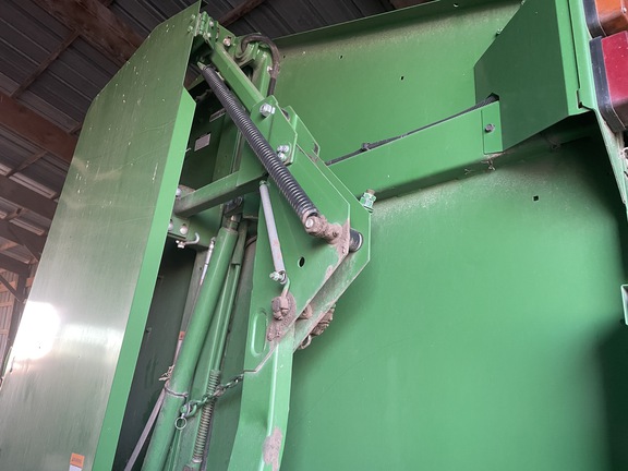 2015 John Deere 569 Baler/Round