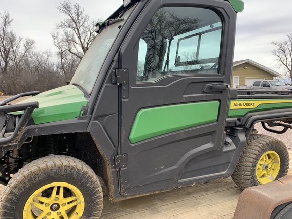 2022 John Deere XUV 835R ATV