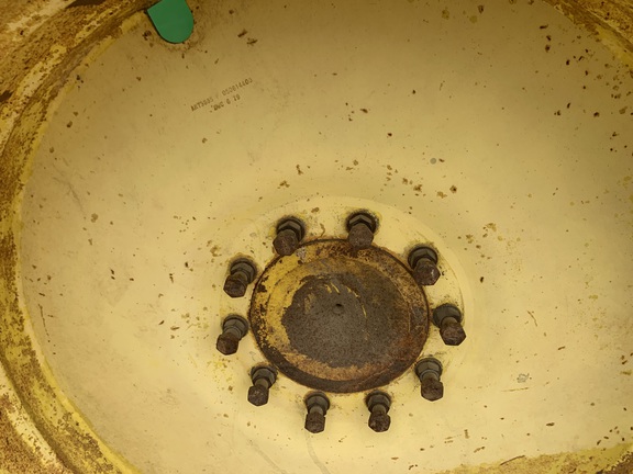 2014 John Deere S690 Combine