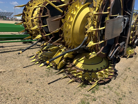 2020 John Deere 772 Header Forage