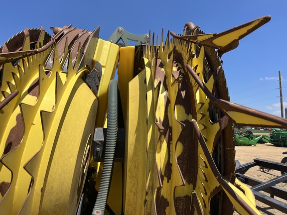 2020 John Deere 772 Header Forage