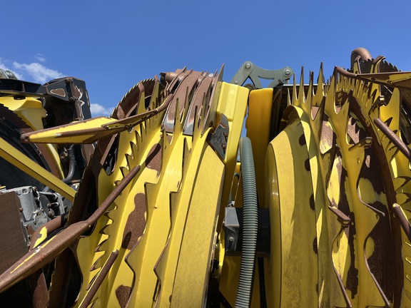 2020 John Deere 772 Header Forage