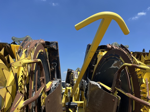 2020 John Deere 772 Header Forage