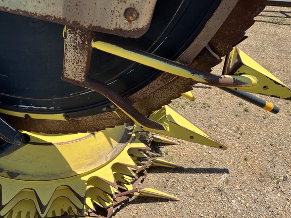 2020 John Deere 772 Header Forage